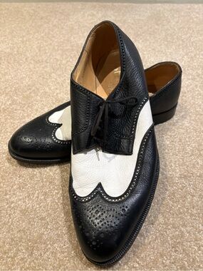 GRAVATI Men's Black and White Wingtip Derby Shoes